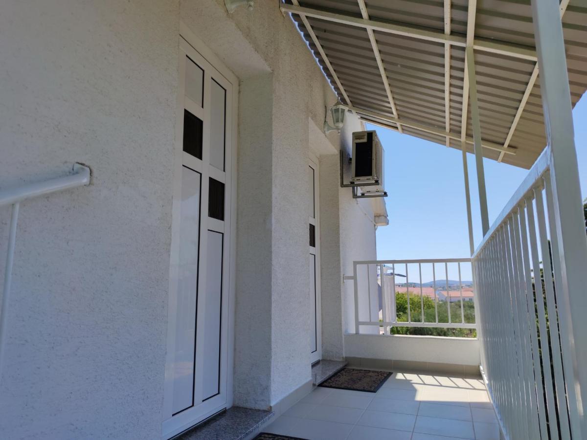 Apartments Vodice Srima Zewnętrze zdjęcie